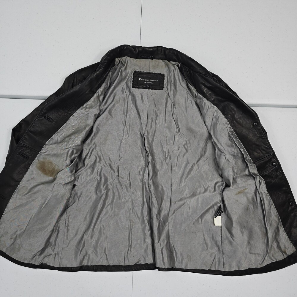 Worn Vintage 90s Beyond Sport California Lamb Leather Jacket Women L Button Up - Picture 4 of 16